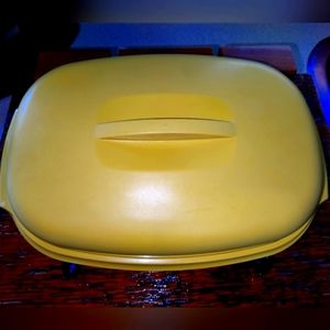 Vintage Tupperware steamer (1273)